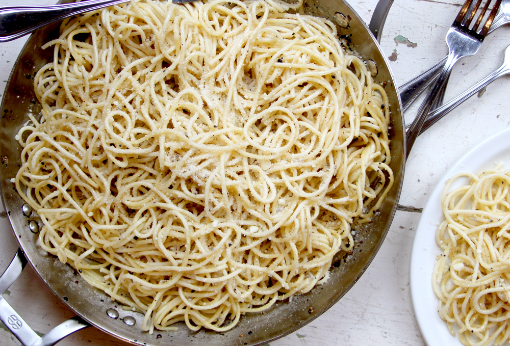 7-recipe_pasta-cacio-e-pepe-2_1000x679