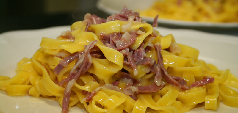 Tagliatelle with Parma Ham or Tagliatelle al Prosciutto