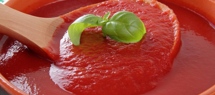 Healthy Fresh Tomato Sauce or Sugo di Pomodoro
